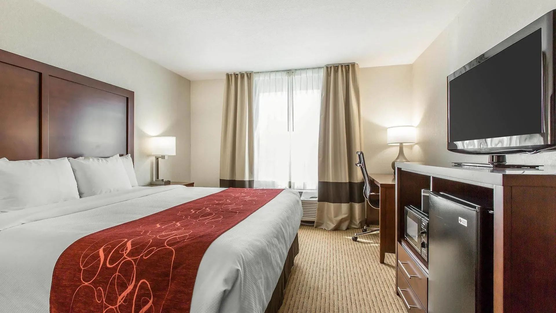 Hotel Comfort Suites Downtown Sacramento